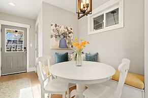 CSU Hideaway King Bd, Backyard Oasis, EV Charger