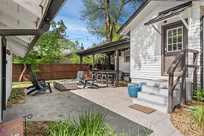 CSU Hideaway King Bd, Backyard Oasis, EV Charger