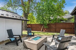 CSU Hideaway King Bd, Backyard Oasis, EV Charger