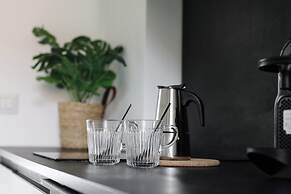 JOIVY Modern Studio for 3