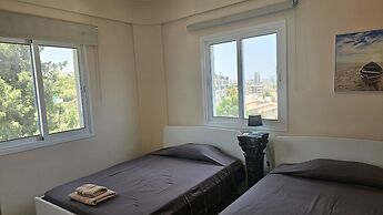 152 LIM - Stay Perfect View Apartment