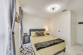 1 Mi to Lake Jacksonville: Pet-friendly Home