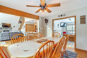 7 Mi to Big Boulder Mtn: Poconos Chalet w/ Hot Tub