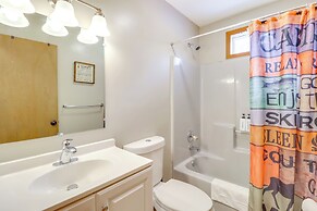 7 Mi to Big Boulder Mtn: Poconos Chalet w/ Hot Tub