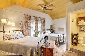 Large Yard + Pond: Fayetteville Rural Retreat