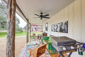 Large Yard + Pond: Fayetteville Rural Retreat