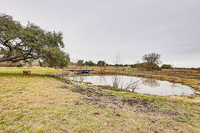 Large Yard + Pond: Fayetteville Rural Retreat