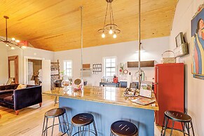 Large Yard + Pond: Fayetteville Rural Retreat