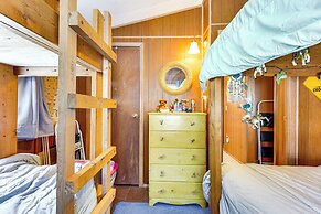 Hike, Ski & Unwind: Cabin w/ Deck in Chester!