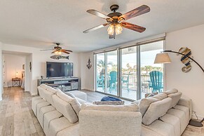 Waterfront Fort Walton Beach Condo: Pool Access!