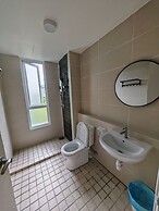 Mountain & Lake Views' Suite Cycas