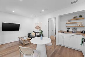 921 Apartment 3 in Fort Lauderdale