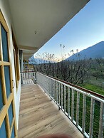 Universal Boutique By Venture Vibes