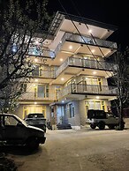 Universal Boutique By Venture Vibes