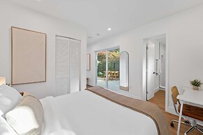 921 Apartment 4 in Fort Lauderdale