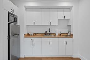 921 Apartment 4 in Fort Lauderdale