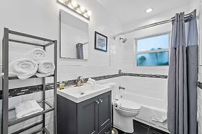 320-1 Las Olas Boulevard