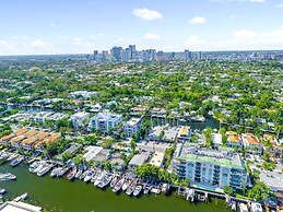 320-1 Las Olas Boulevard