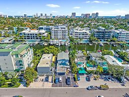 320-1 Las Olas Boulevard