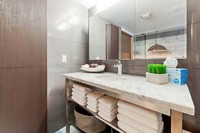 Singer House on the Water