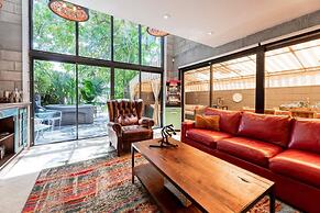 Singer House on the Water