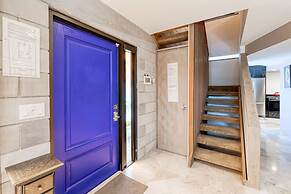 Singer House on the Water