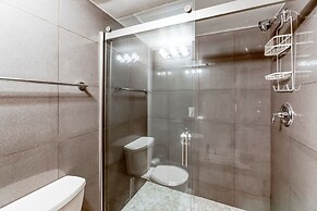 Singer House on the Water