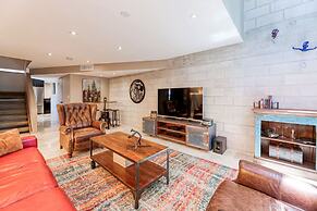 Singer House on the Water