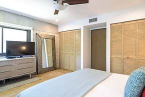 Singer House on the Water