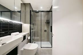 Rosso Suite 2BR City Views