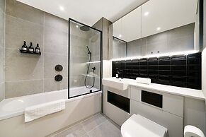 Rosso Suite 2BR City Views