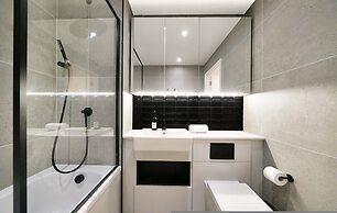 Rosso Suite 2BR City Views