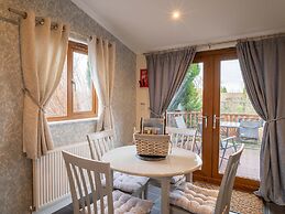 Elckys Lodge - Hot Tub Retreat Near York