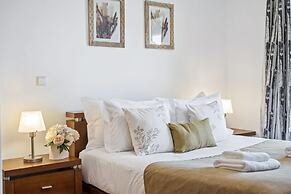 Serenity Solace by Madeira Sun Travel