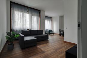 JOIVY Welcoming 3BR Flat in Milan Centre