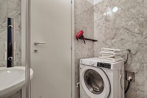 JOIVY Welcoming 3BR Flat in Milan Centre