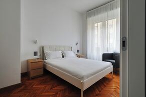 JOIVY Welcoming 3BR Flat in Milan Centre