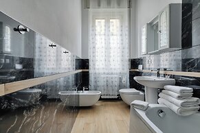 JOIVY Welcoming 3BR Flat in Milan Centre