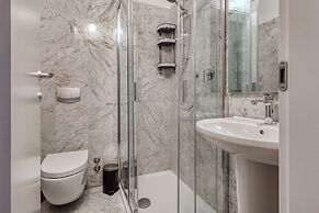 JOIVY Welcoming 3BR Flat in Milan Centre