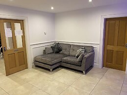 Mountain View Retreat in Rostrevor With hot Tub