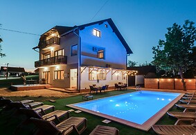 Apartments Villa Mavi