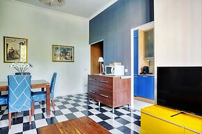 JOIVY Stylish Flat in Porta Genova