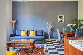 JOIVY Stylish Flat in Porta Genova