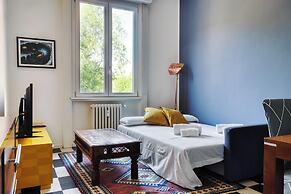 JOIVY Stylish Flat in Porta Genova