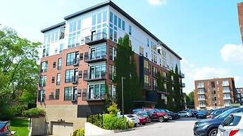 Central West End by Barsala