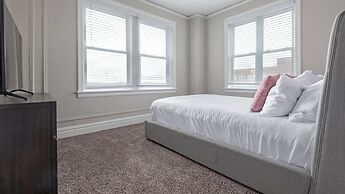 Central West End by Barsala