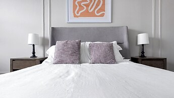 Central West End by Barsala