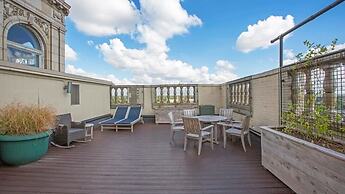 Central West End by Barsala