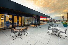 Ballpark Apartments by Barsala