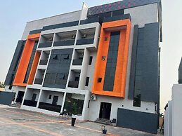 Westmac Hotel and Apartments